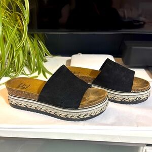 Marc Fisher Women's Black Suede Slide Espadrille Sandals | Size 6